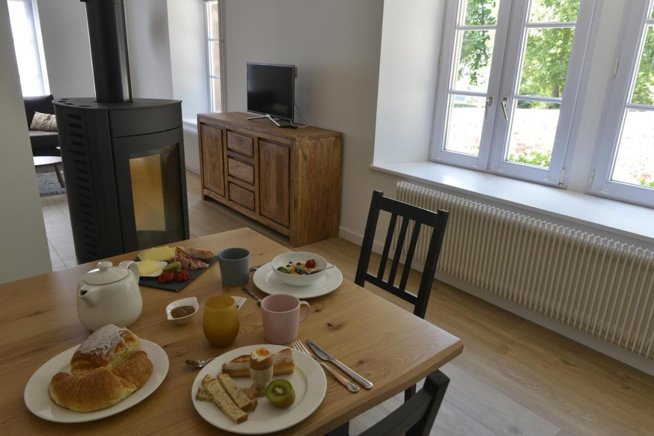 Maison D'Hotes Les Jardins De Madeleine Bernardvillé Екстериор снимка